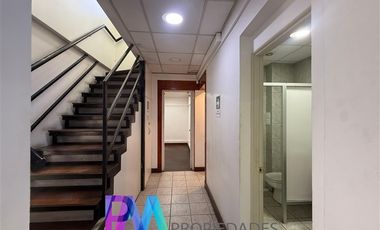 Oficina en Arriendo en Los Conquistadores con Los Hidalgos