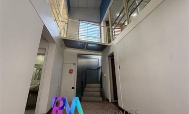 Oficina en Arriendo en Los Conquistadores con Los Hidalgos