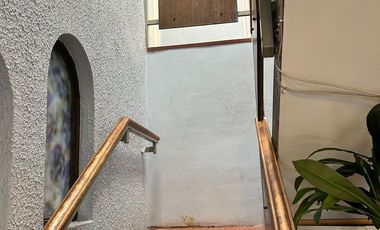 CASA EN VENTA CERCANA A ESTACION CENTRAL