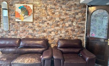 CASA EN VENTA CERCANA A ESTACION CENTRAL
