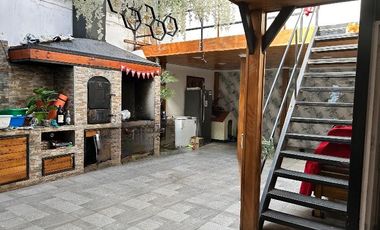 CASA EN VENTA CERCANA A ESTACION CENTRAL