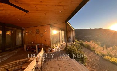 Espectacular casa de diseño con una hermosa vista Panoramica