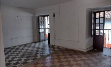 LOCAL COMERCIAL EN RENTA /CENTRO /VALLE DE BRAVO