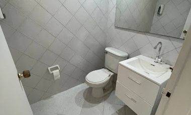 ARRIENDO de CASA COMERCIAL en MedellÃ­n