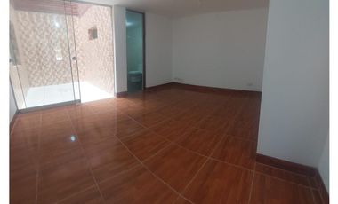 VENTA DEPARTAMENTO 1ER PISO URB SANTA PATRICIA LA MOLINA