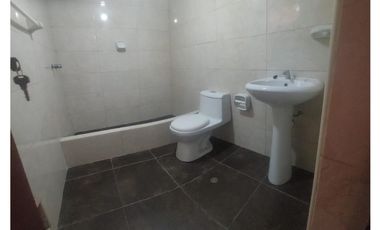 VENTA DEPARTAMENTO 1ER PISO URB SANTA PATRICIA LA MOLINA