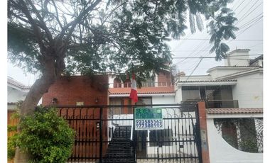 VENTA DEPARTAMENTO 1ER PISO URB SANTA PATRICIA LA MOLINA