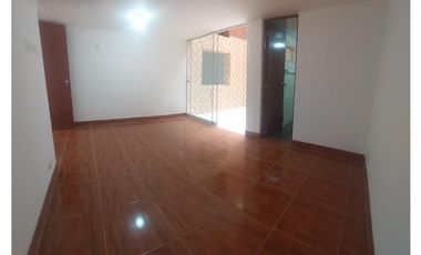 VENTA DEPARTAMENTO 1ER PISO URB SANTA PATRICIA LA MOLINA