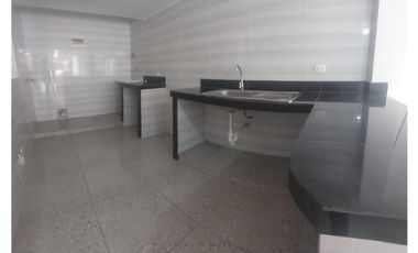 VENTA DEPARTAMENTO 1ER PISO URB SANTA PATRICIA LA MOLINA