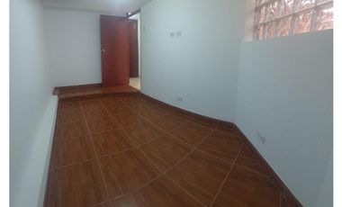 VENTA DEPARTAMENTO 1ER PISO URB SANTA PATRICIA LA MOLINA
