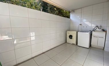 Escrivá de Balaguer 4D+3B+2E y bodega