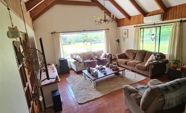 Casa en Arriendo en Camino Antuco Kilómetro 2