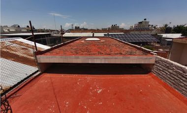 CASA GANTE 5 RECAMARAS 316 M2 EN VENTA ,COL.CENTRO SAHUAYO MICHOACAN