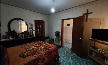 CASA GANTE 5 RECAMARAS 316 M2 EN VENTA ,COL.CENTRO SAHUAYO MICHOACAN