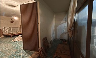 CASA GANTE 5 RECAMARAS 316 M2 EN VENTA ,COL.CENTRO SAHUAYO MICHOACAN