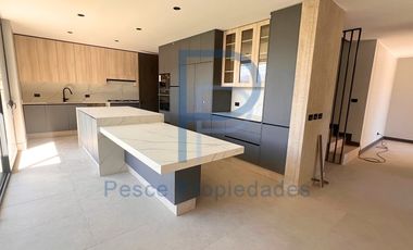 CASA MEDITERRANEA NUEVA A ESTRENAR EN CONDOMINIO 24/7