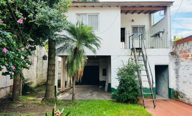 Casa en venta Don Torcuato-3amb-departamento independiente.