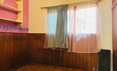 Casa en venta Don Torcuato-3amb-departamento independiente.