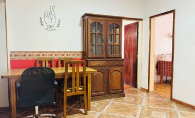 Casa en venta Don Torcuato-3amb-departamento independiente.