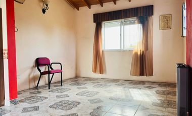Casa en venta Don Torcuato-3amb-departamento independiente.