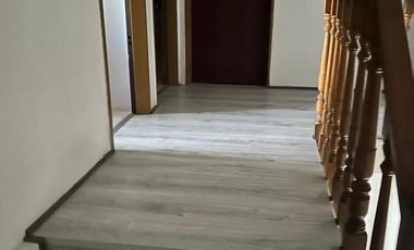 Casa de tres dormitorios, parque y pileta. 33 e/ 33 y 34
