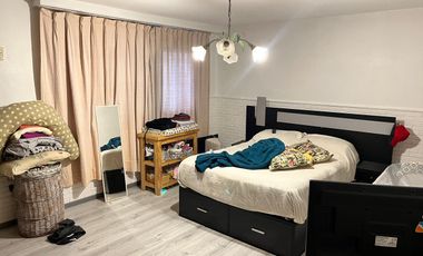 Casa de tres dormitorios, parque y pileta. 33 e/ 33 y 34