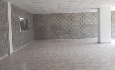 Alquiler Deposito Ezeiza Parque 3000 mts U$S 13.000 x mes / contrato 12 meses.