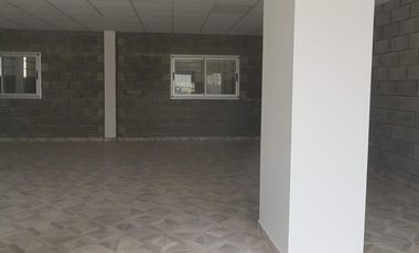 Alquiler Deposito Ezeiza Parque 3000 mts U$S 13.000 x mes / contrato 12 meses.