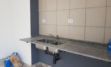 Alquiler Deposito Ezeiza Parque 3000 mts U$S 13.000 x mes / contrato 12 meses.