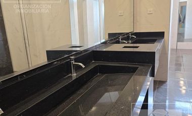 Galpón Nave Industrial en Centenario, de 2.311 m2 con oficinas, sobre lote de 7.560 m2