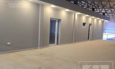 Galpón Nave Industrial en Centenario, de 2.311 m2 con oficinas, sobre lote de 7.560 m2