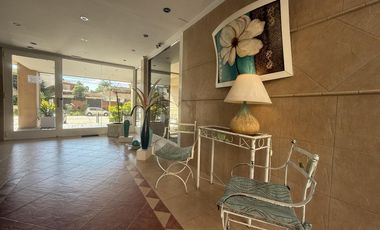 Venta departamento San Miguel cochera parilla 4 ambientes balcón bajas expensas Apto Profesional