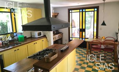 Casa en alquiler amoblada en Las Caletas, Nordelta