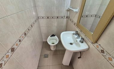 DEPARTAMENTO 4 AMBIENTES EN ALQUILER TAPIALES