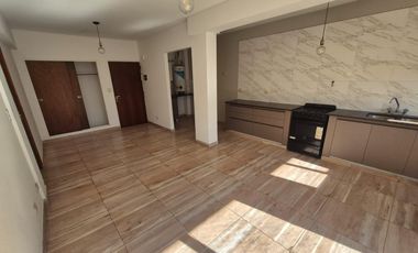 DEPARTAMENTO 4 AMBIENTES EN ALQUILER TAPIALES