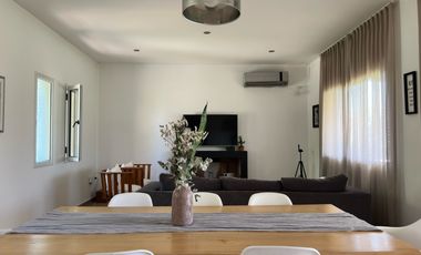 Casa en venta 4 ambientes El Cantón Puerto Ingeniero Maschwitz Escobar