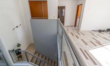 Venta Casa Haras del Pilar La Pradera 6 amb, 4 dor, 3 baños, toilette, 2 cocheras, pileta. Excelente