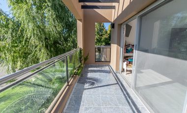 Venta Casa Haras del Pilar La Pradera 6 amb, 4 dor, 3 baños, toilette, 2 cocheras, pileta. Excelente