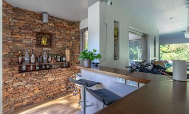 Venta Casa Haras del Pilar La Pradera 6 amb, 4 dor, 3 baños, toilette, 2 cocheras, pileta. Excelente