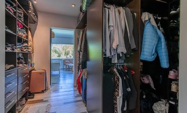 Venta Casa Haras del Pilar La Pradera 6 amb, 4 dor, 3 baños, toilette, 2 cocheras, pileta. Excelente