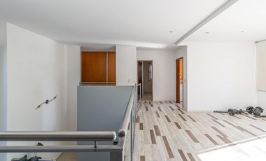 Venta Casa Haras del Pilar La Pradera 6 amb, 4 dor, 3 baños, toilette, 2 cocheras, pileta. Excelente