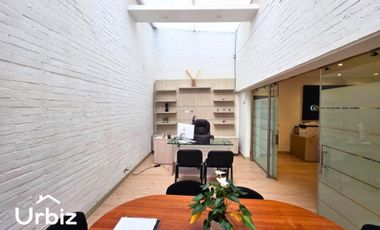Arriendo Oficina de 34m² + 18m² de Marquesina en Chico