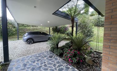 CASA CAMPESTRE EN PARCELACIÓN EN EL RETIRO