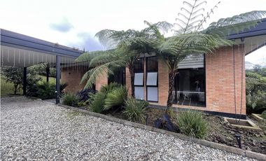 CASA CAMPESTRE EN PARCELACIÓN EN EL RETIRO