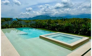 Lujosa casa campestre en Cerritos
