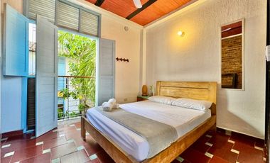 SE VENDE HOTEL Y CAFÈ EN EL CENTRO HISTORICO
