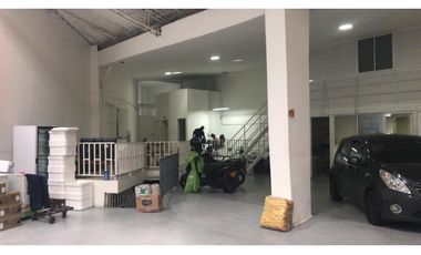 BODEGA PARA VENTA ó ARRIENDO EN EL SECTOR DE LA PAZ - ENVIGADO