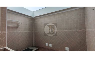 SE VENDE O ARRIENDA CASA CAMPESTRE CONJUNTO PASO REAL YOPAL