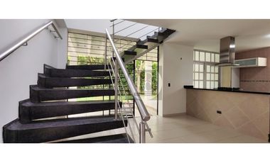 SE VENDE O ARRIENDA CASA CAMPESTRE CONJUNTO PASO REAL YOPAL