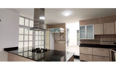 SE VENDE O ARRIENDA CASA CAMPESTRE CONJUNTO PASO REAL YOPAL